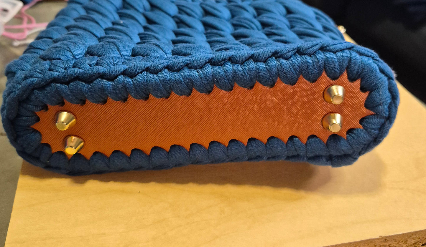 Crossbody Puff Stitch - Limited Edition